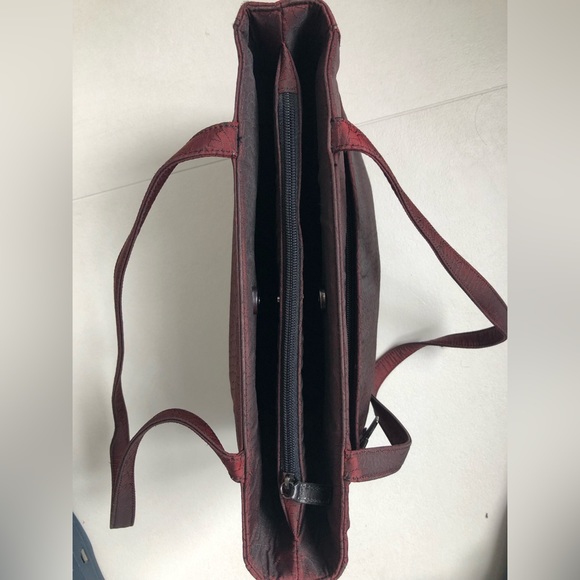 Paloma Picasso signature shoulder bag EUC - Picture 5 of 11